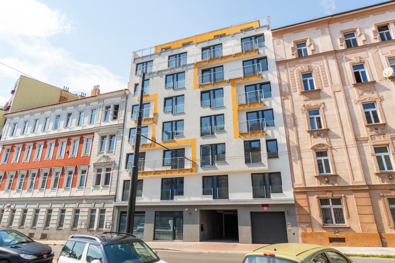 Brand New Studio Apartment #31 In Brand New Building With Free Parking In The Center Praga Exterior foto